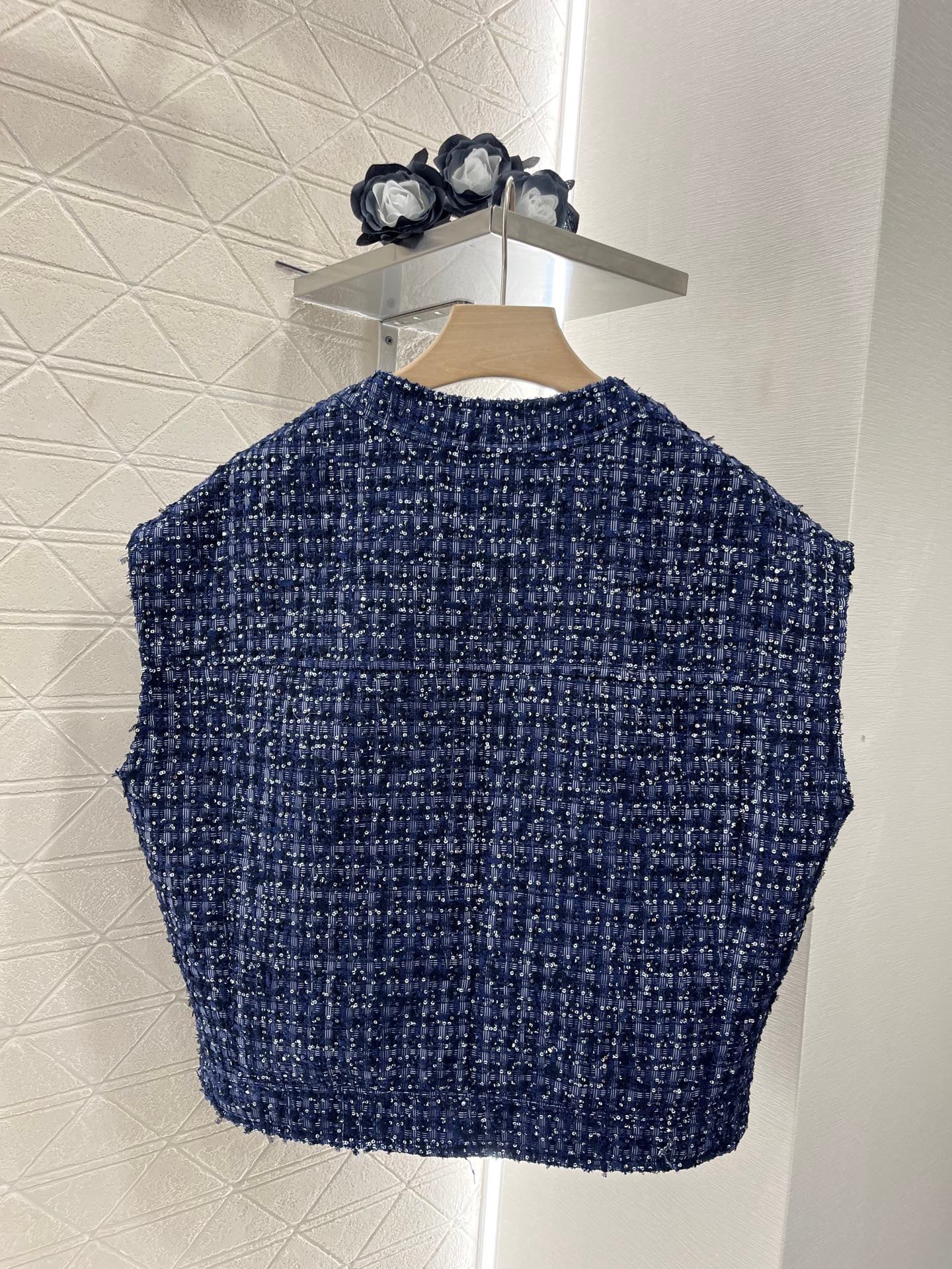 25ss Knitted silver silk dress sleeveless jacket