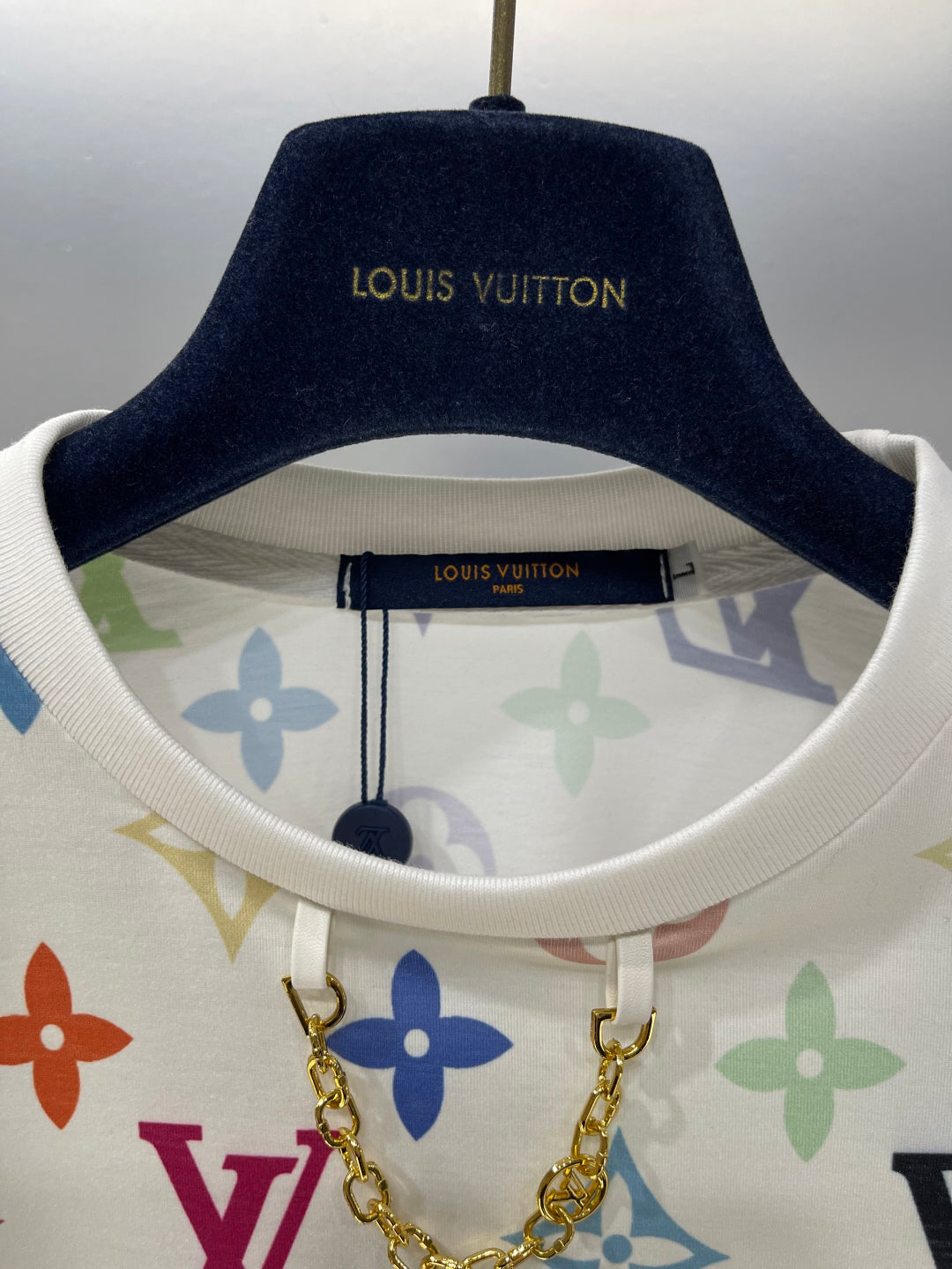 25 Colorful letter print chain round neck short sleeve T-shirt