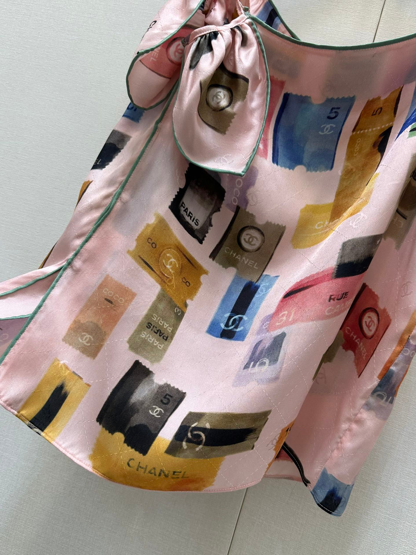 25 New silk printed tank top