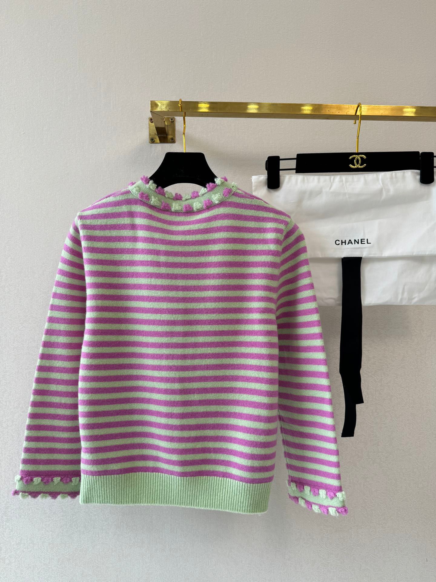 25 Pink green striped knitted cardigan