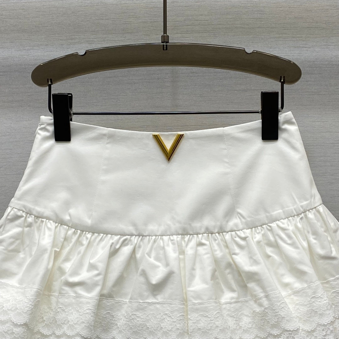 25ss Temperament high waist metal buckle embellishment layered design short skirt