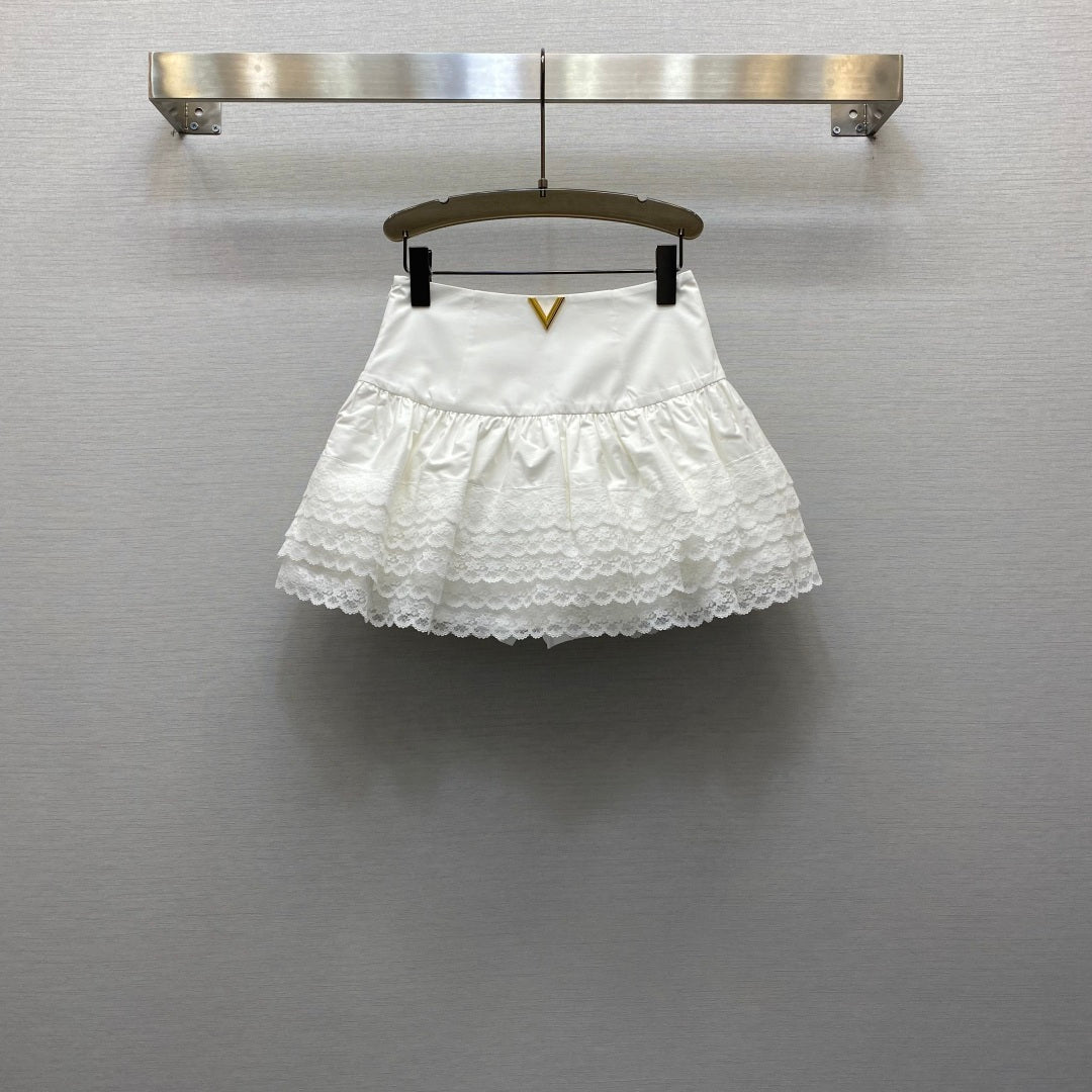 25ss Temperament high waist metal buckle embellishment layered design short skirt
