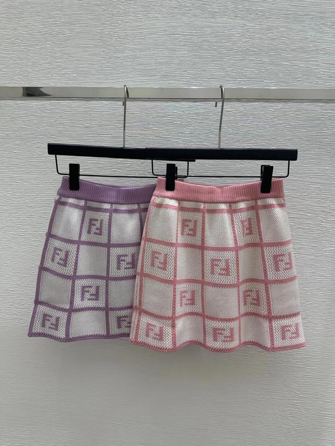 25 Spring and Summer New Set Knit Skirt