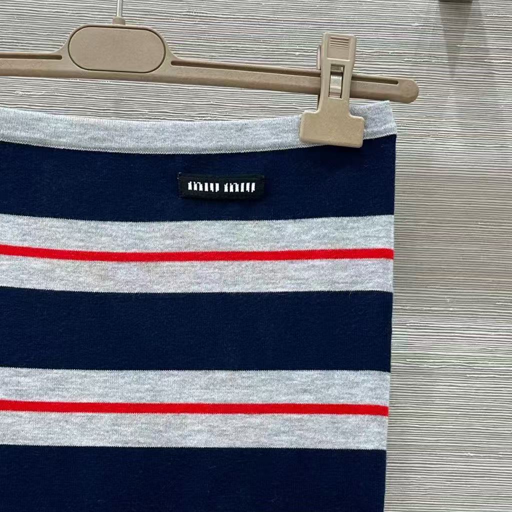 25 new Striped contrast knitted tube top