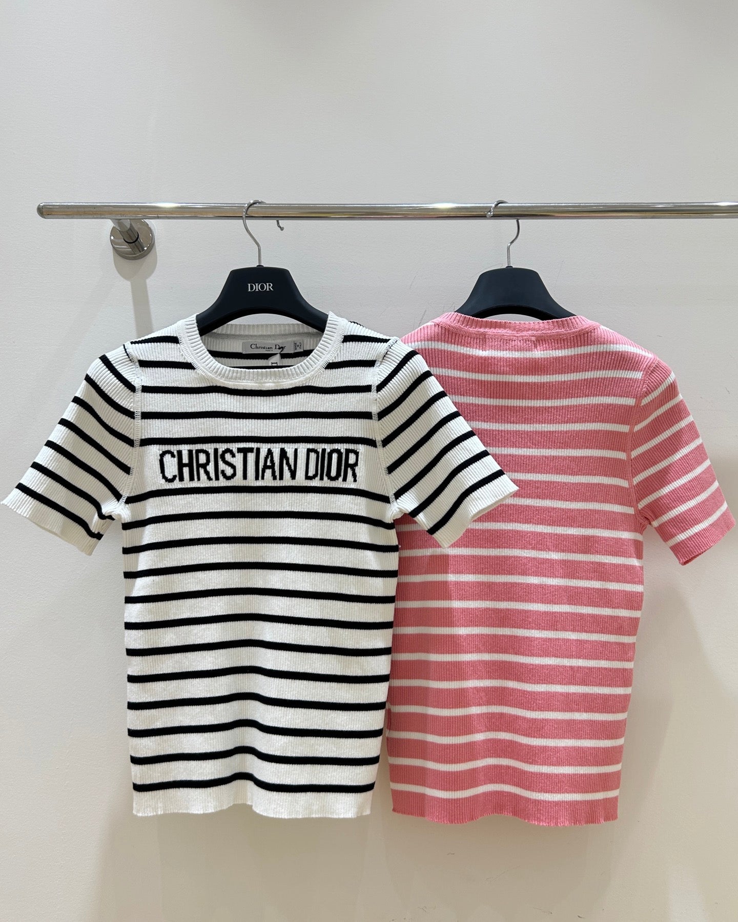 25 Striped letter jacquard short sleeved shirt