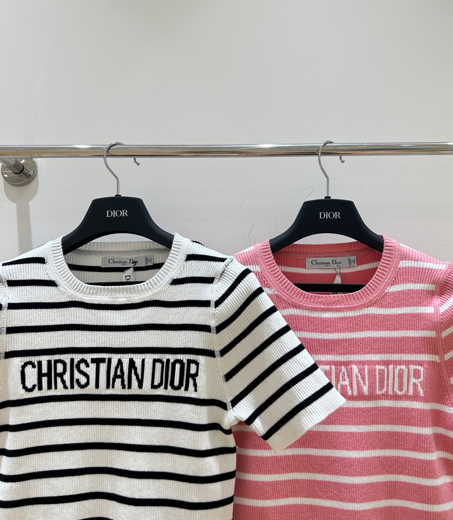 25 Striped letter jacquard short sleeved shirt