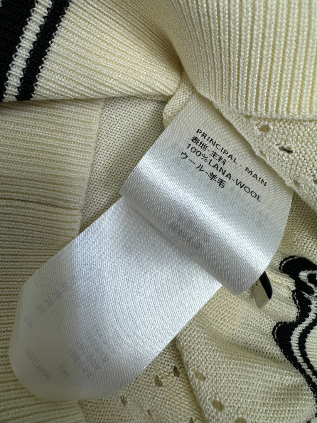 2025 Spring and Summer New Hollow Logo Round Neck Knitted Short Sleeve