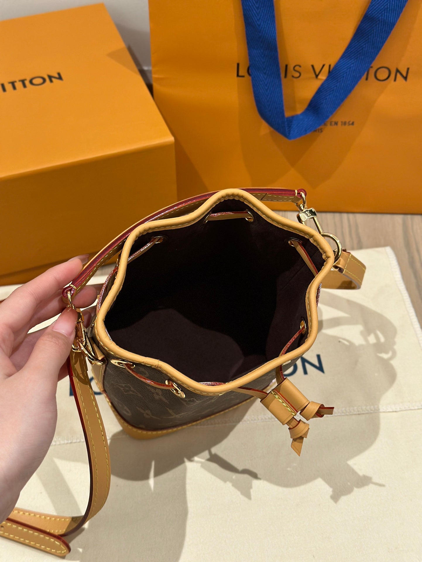 25 new Nano Now Small Bucket Bag