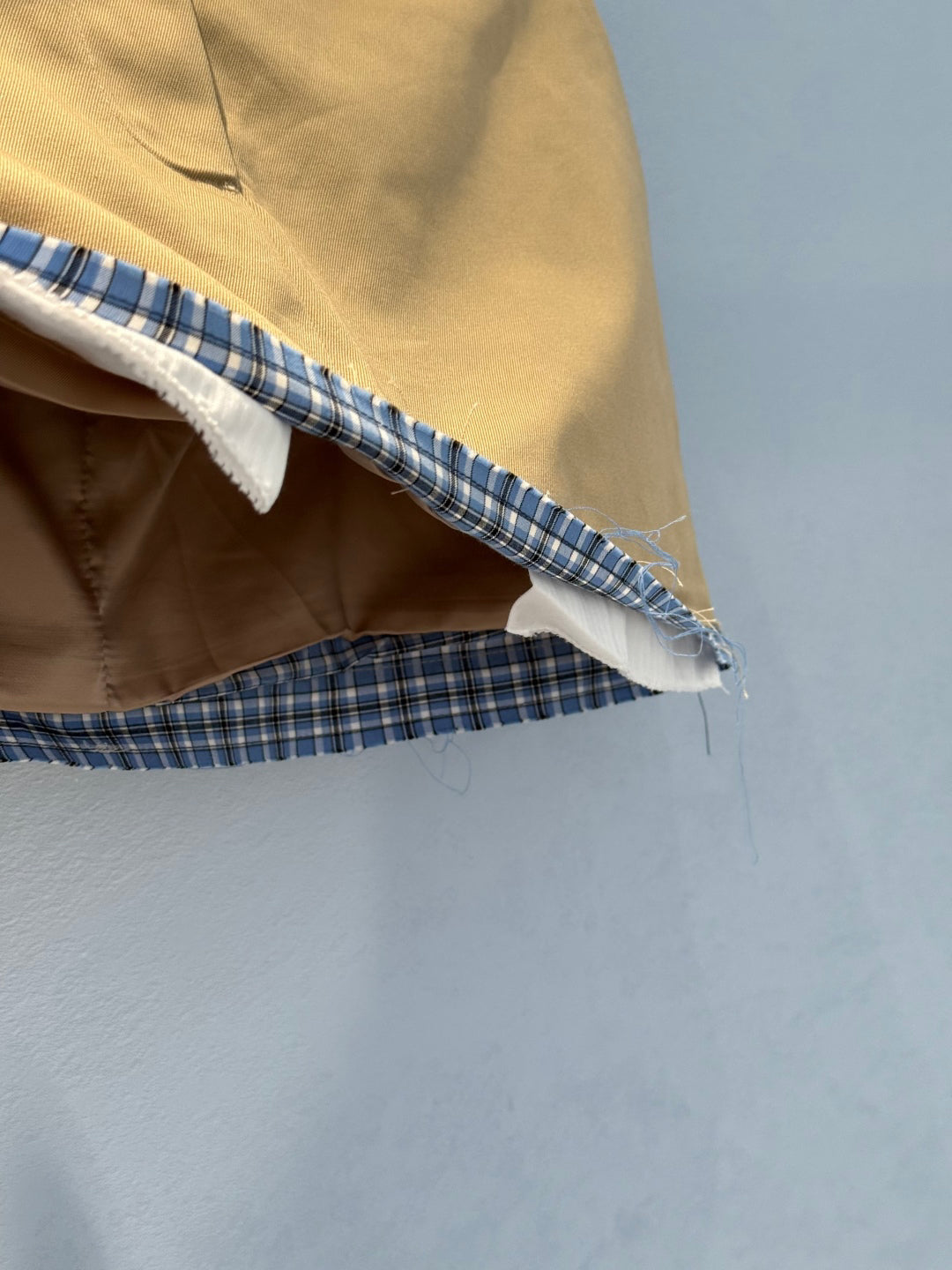 25 Blue plaid spliced khaki half skirt