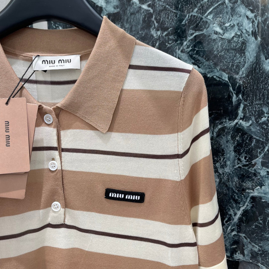 25 Striped polo collar short sleeves