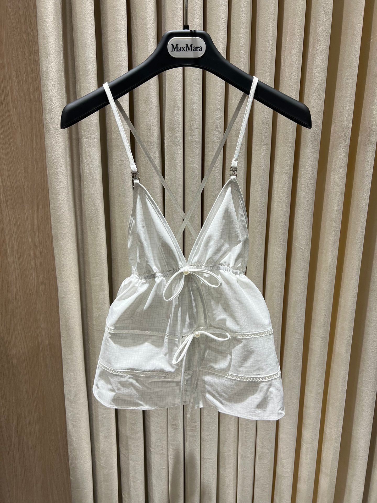 25 Spring and summer pearl hollow bow camisole vest+shorts