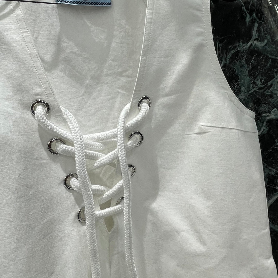 25 Drawstring vest skirt