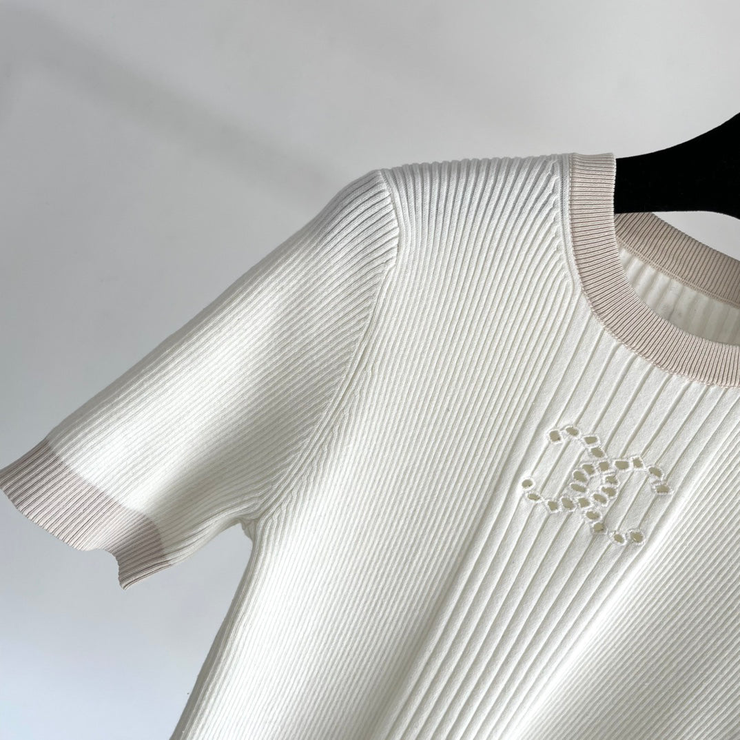 25 Letter Embroidery Fashion Casual Short Sleeve Knit Cardigan