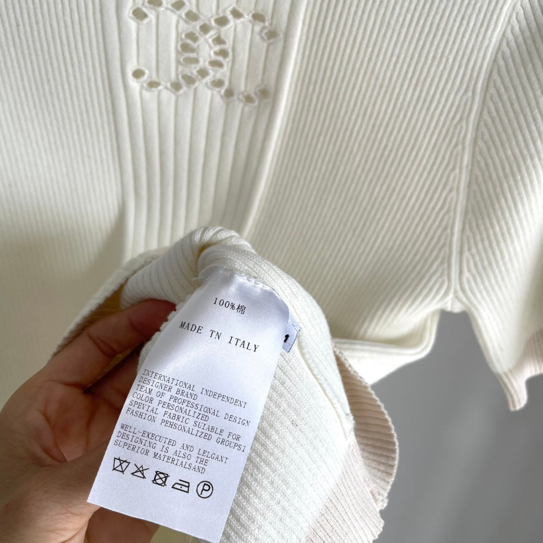 25 Letter Embroidery Fashion Casual Short Sleeve Knit Cardigan