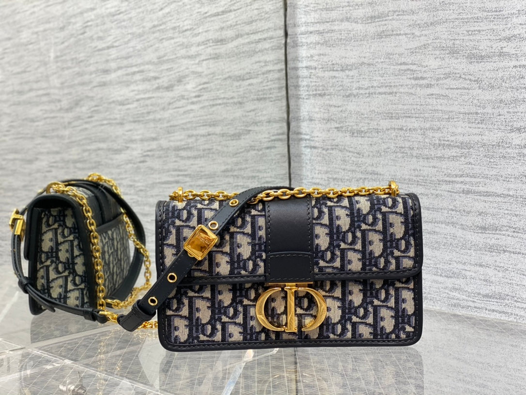 D Montaigne embroidered bag