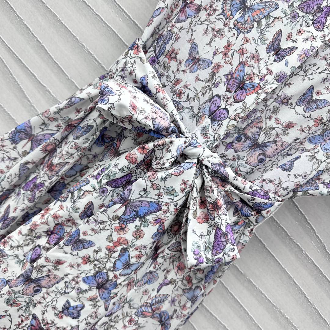 D 25 Vine and butterfly pattern dress
