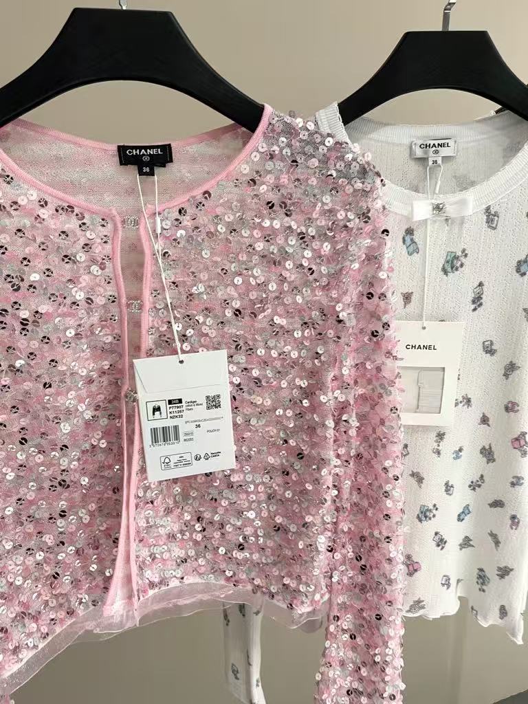 c 25 Pink bead cardigan