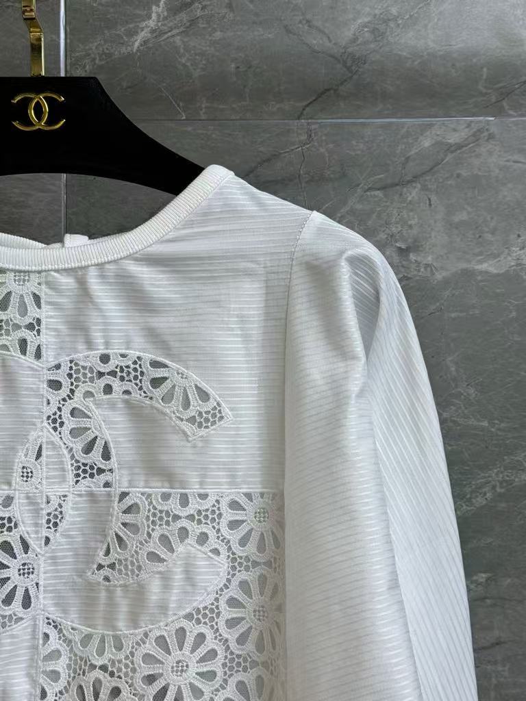 25 Hollow out backless shirt