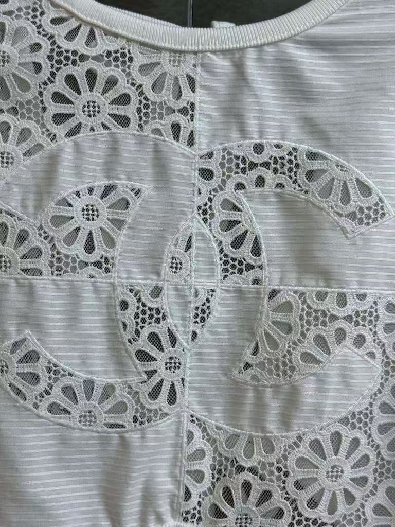 25 Hollow out backless shirt