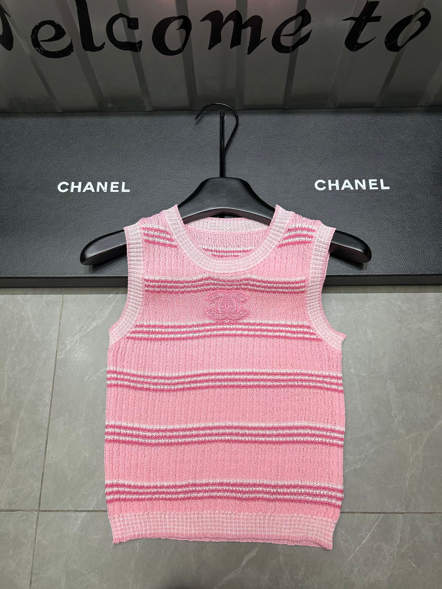 25 Summer new striped double C knitted vest