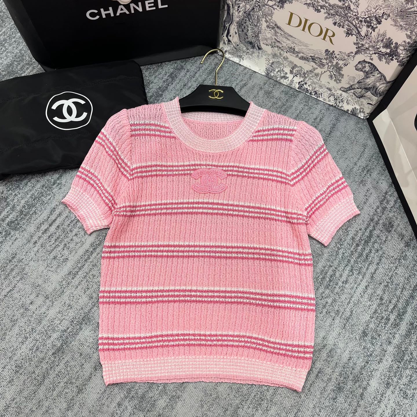 25 Pink Striped Crewneck Short Sleeve Knit Top