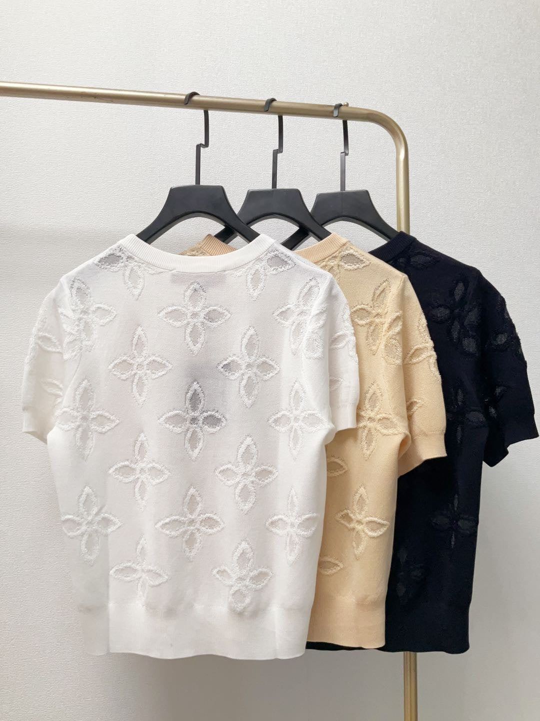 25 Spring and Summer New All-match Knitted Round Neck Short Sleeve