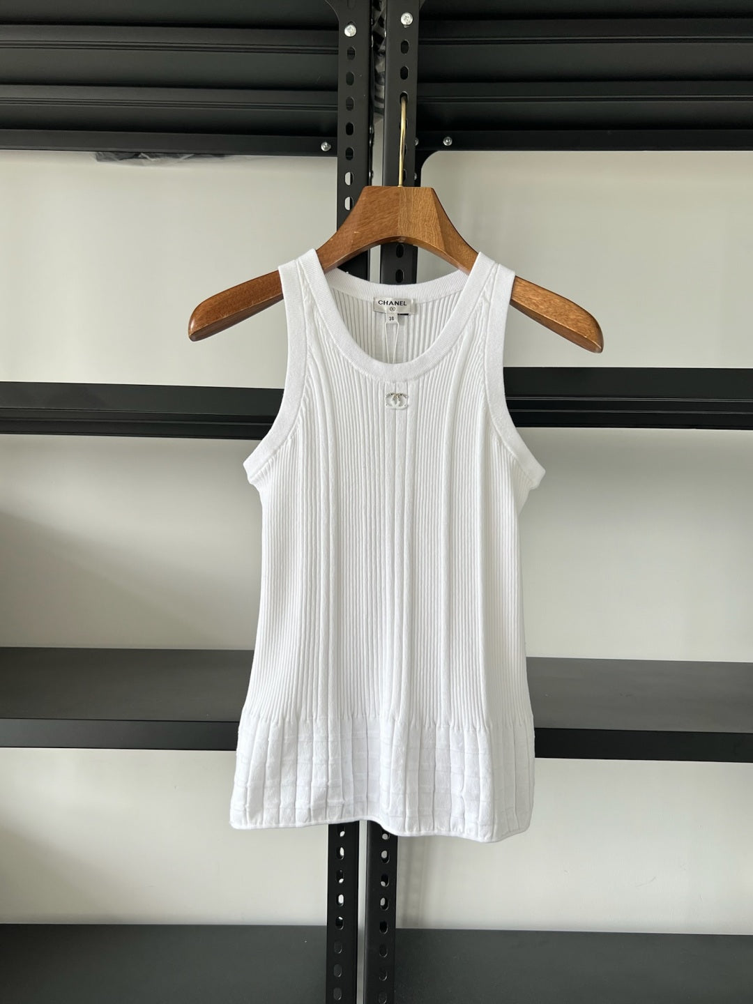 25 jacquard knit vest