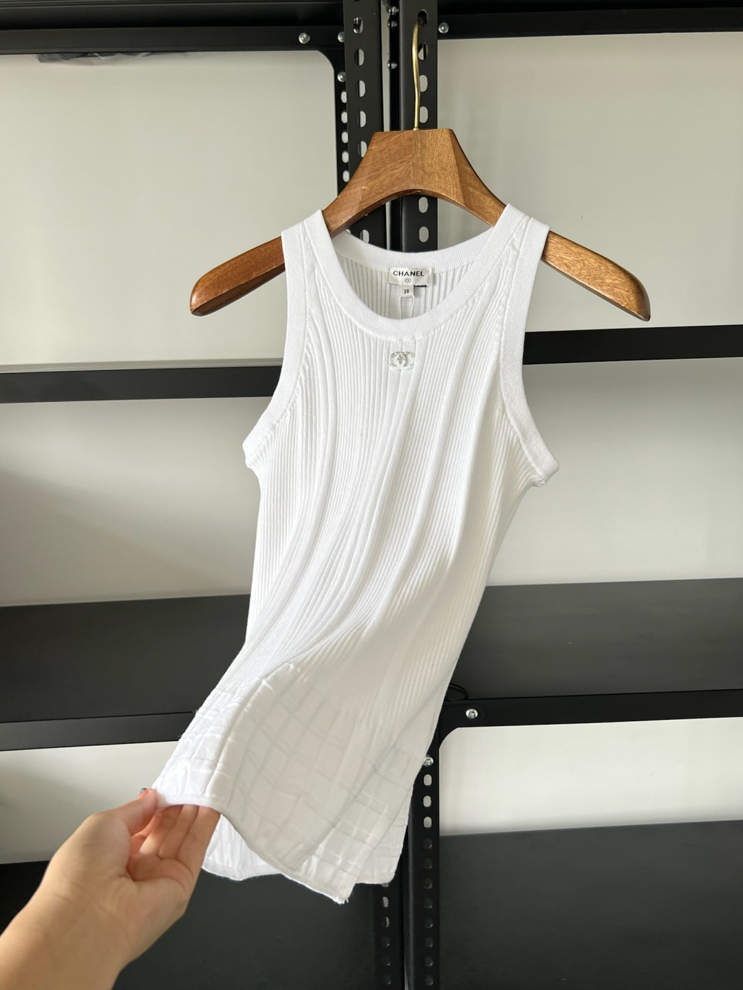 25 jacquard knit vest