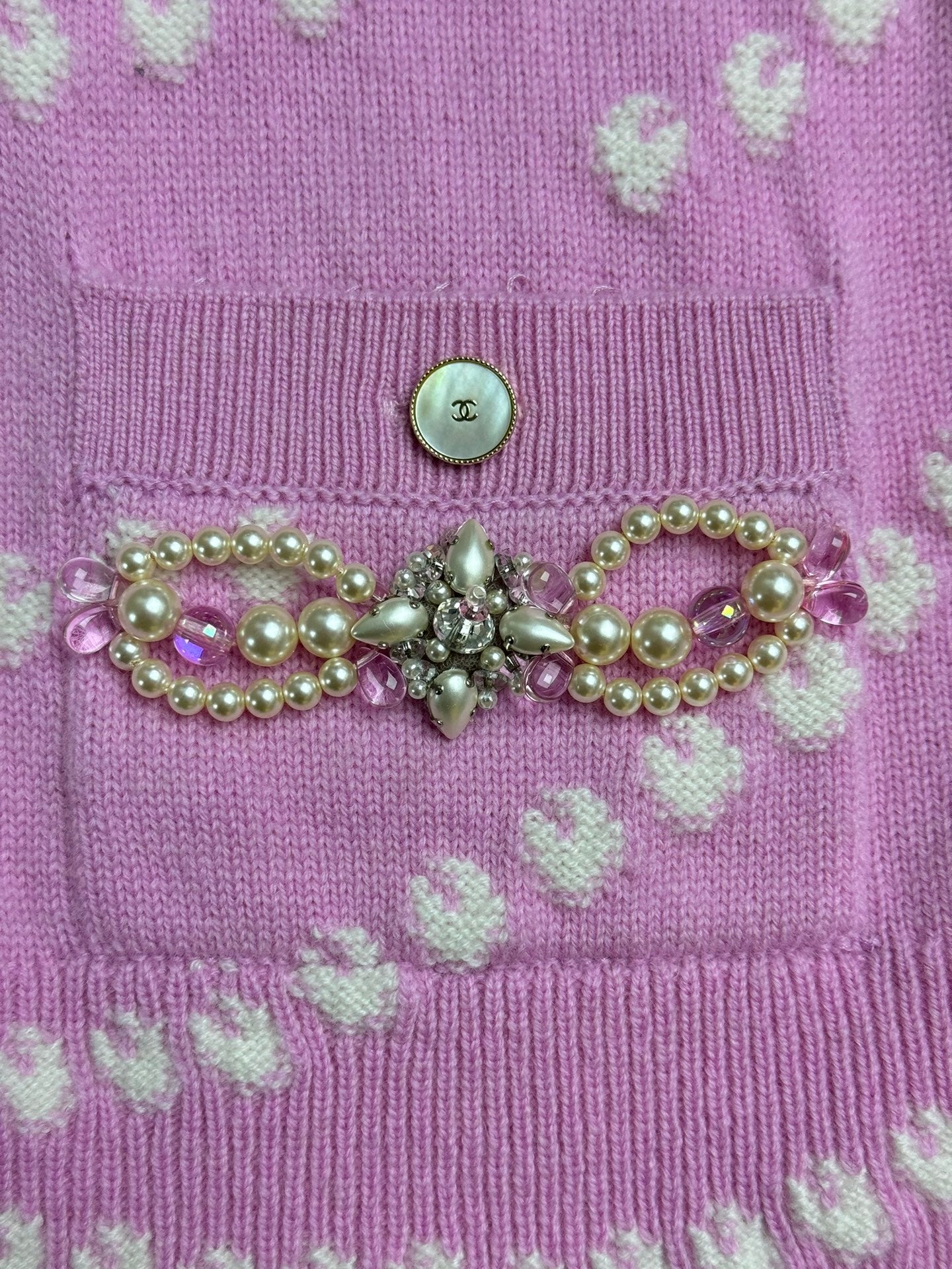 2025 Spring and Summer New Pink Pocket Beaded Cardigan