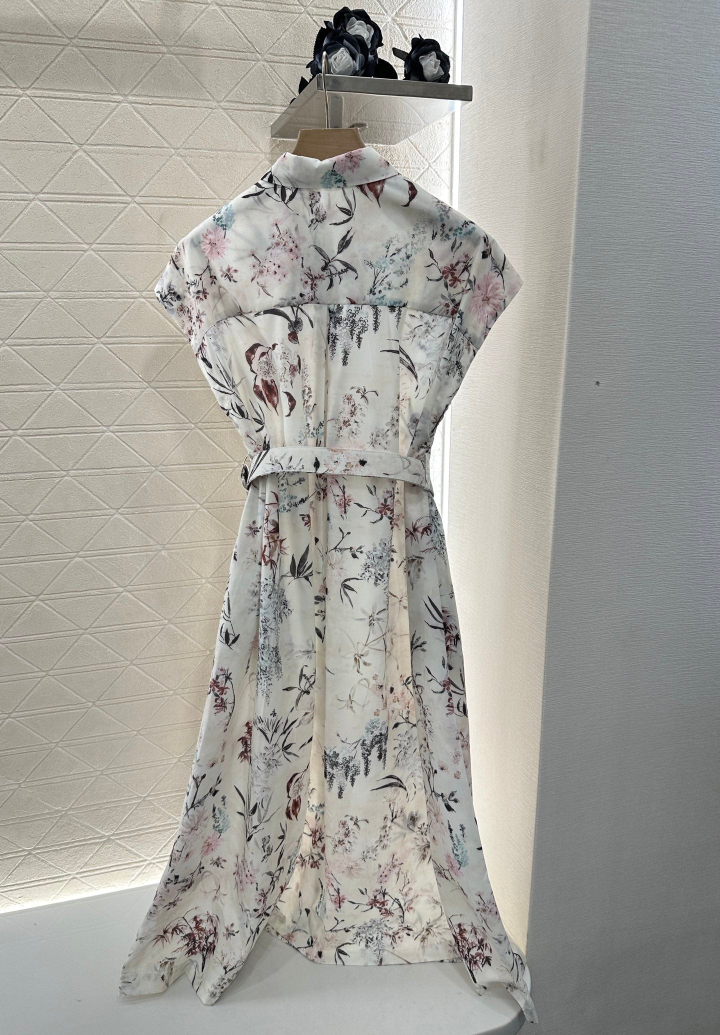 25 Lapel Printed Dress