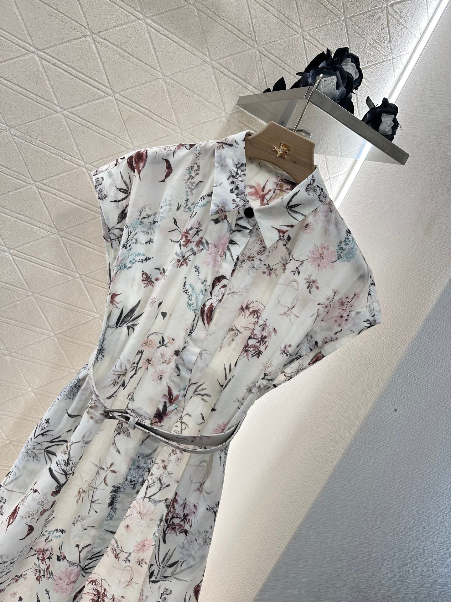 25 Lapel Printed Dress