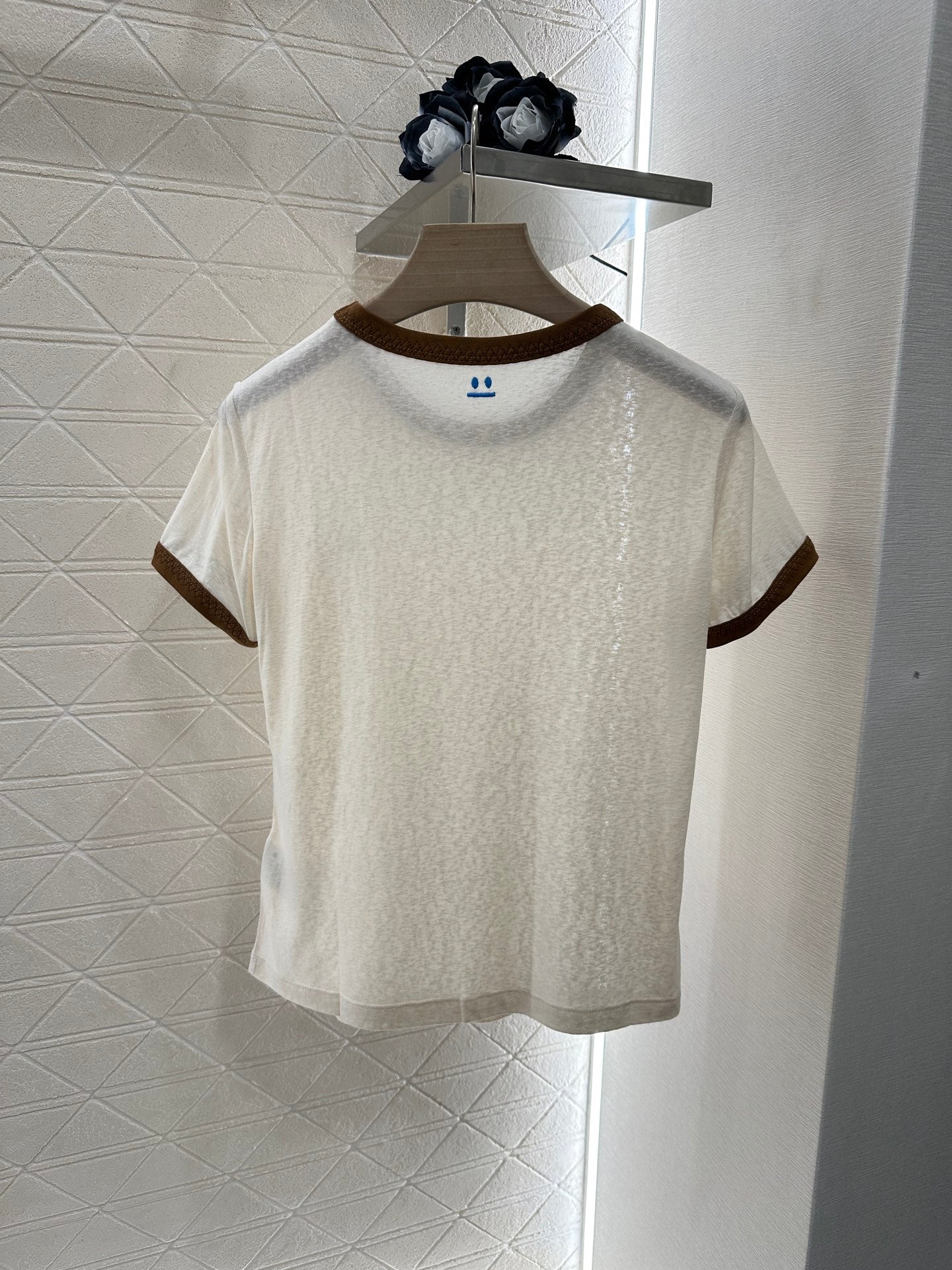 25 round neck smiley face short sleeves