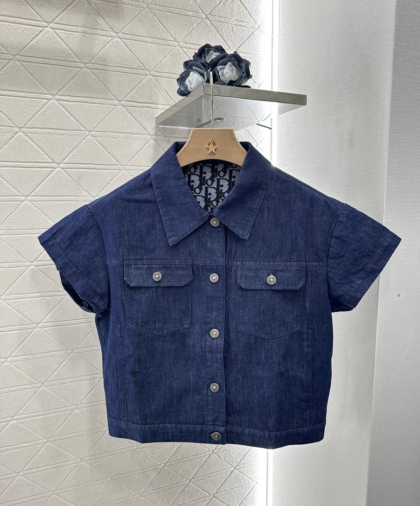 25 Denim short-sleeved shirt and shorts suit