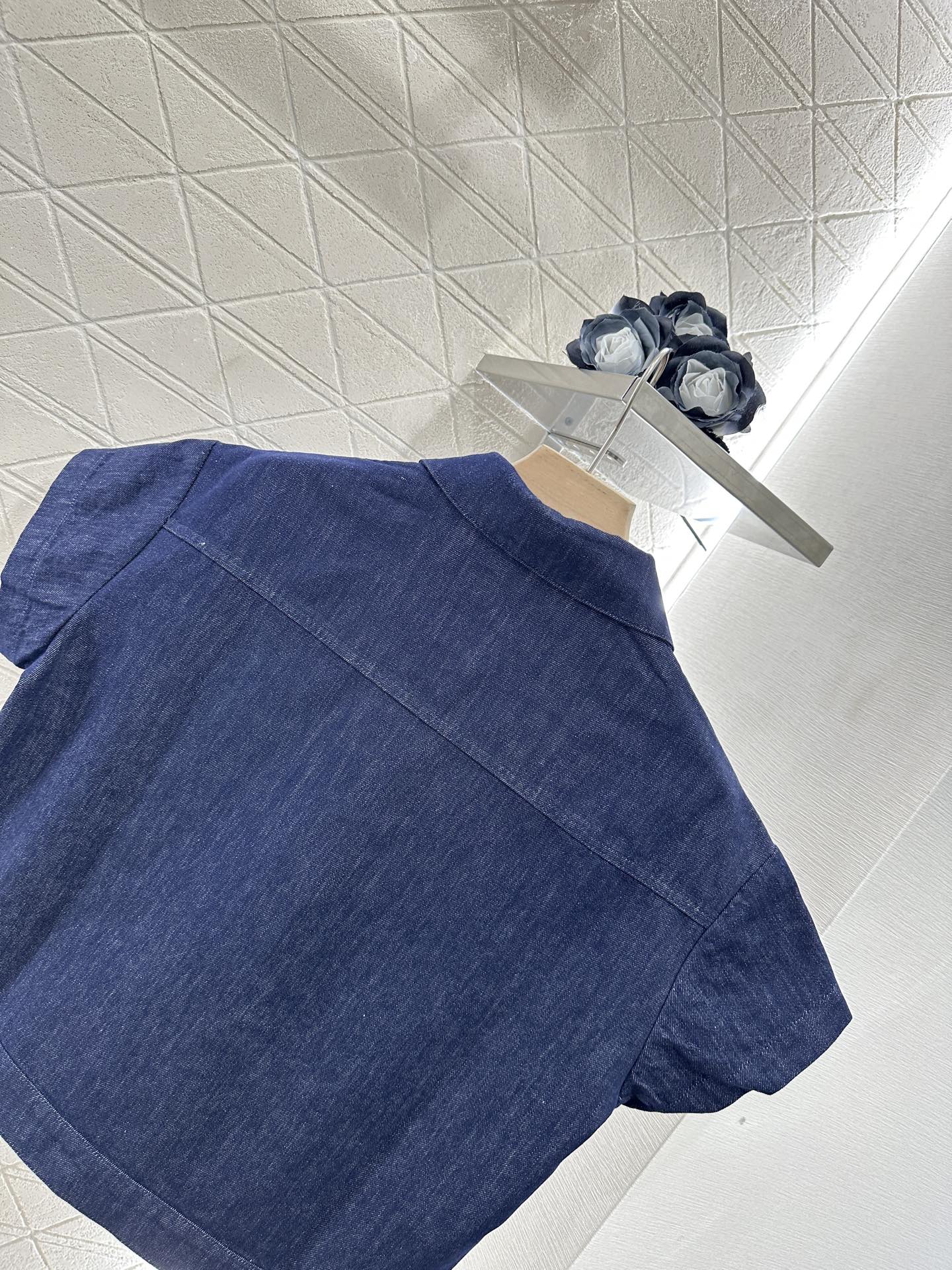 25 Denim short-sleeved shirt and shorts suit