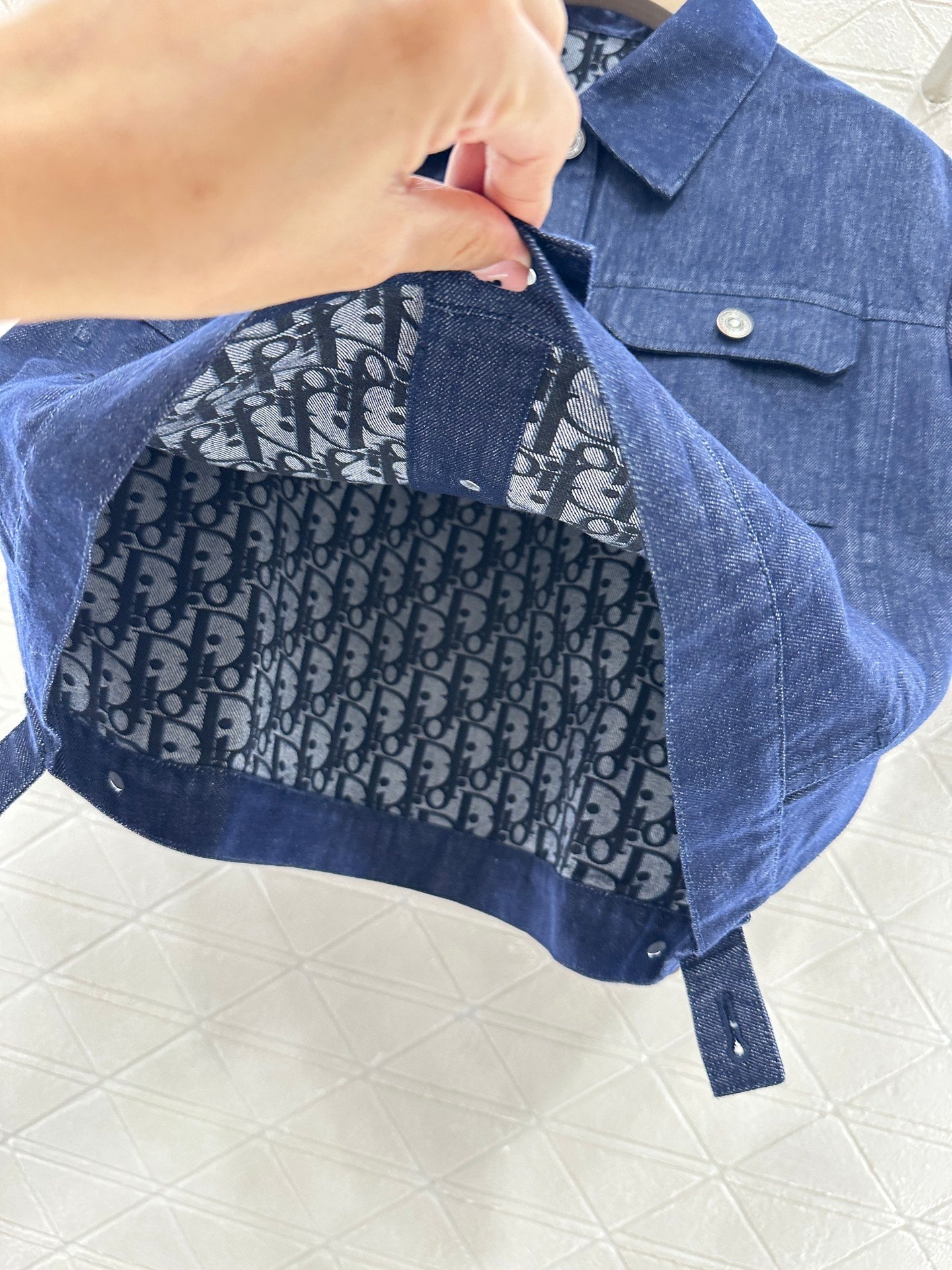 25 Denim short-sleeved shirt and shorts suit