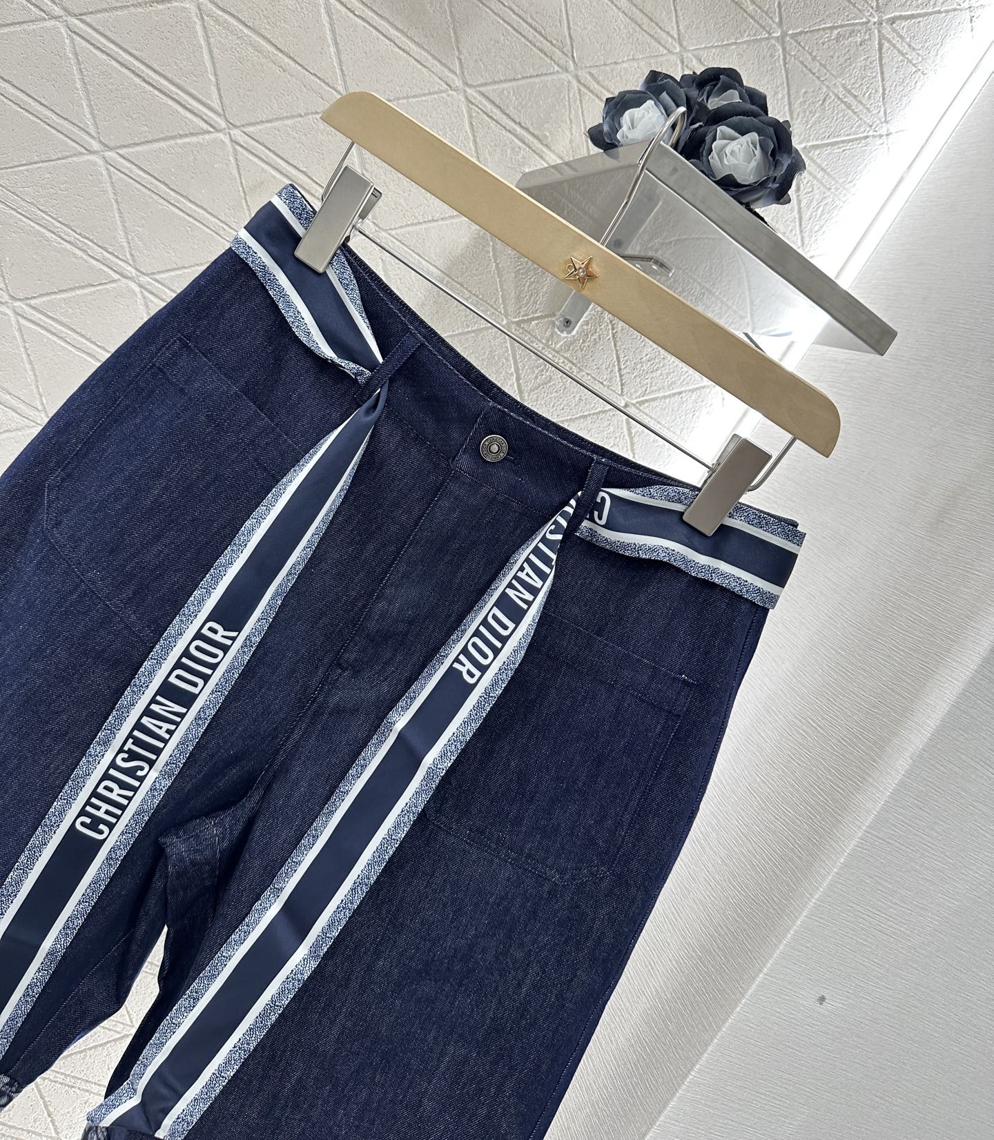 25 Denim short-sleeved shirt and shorts suit