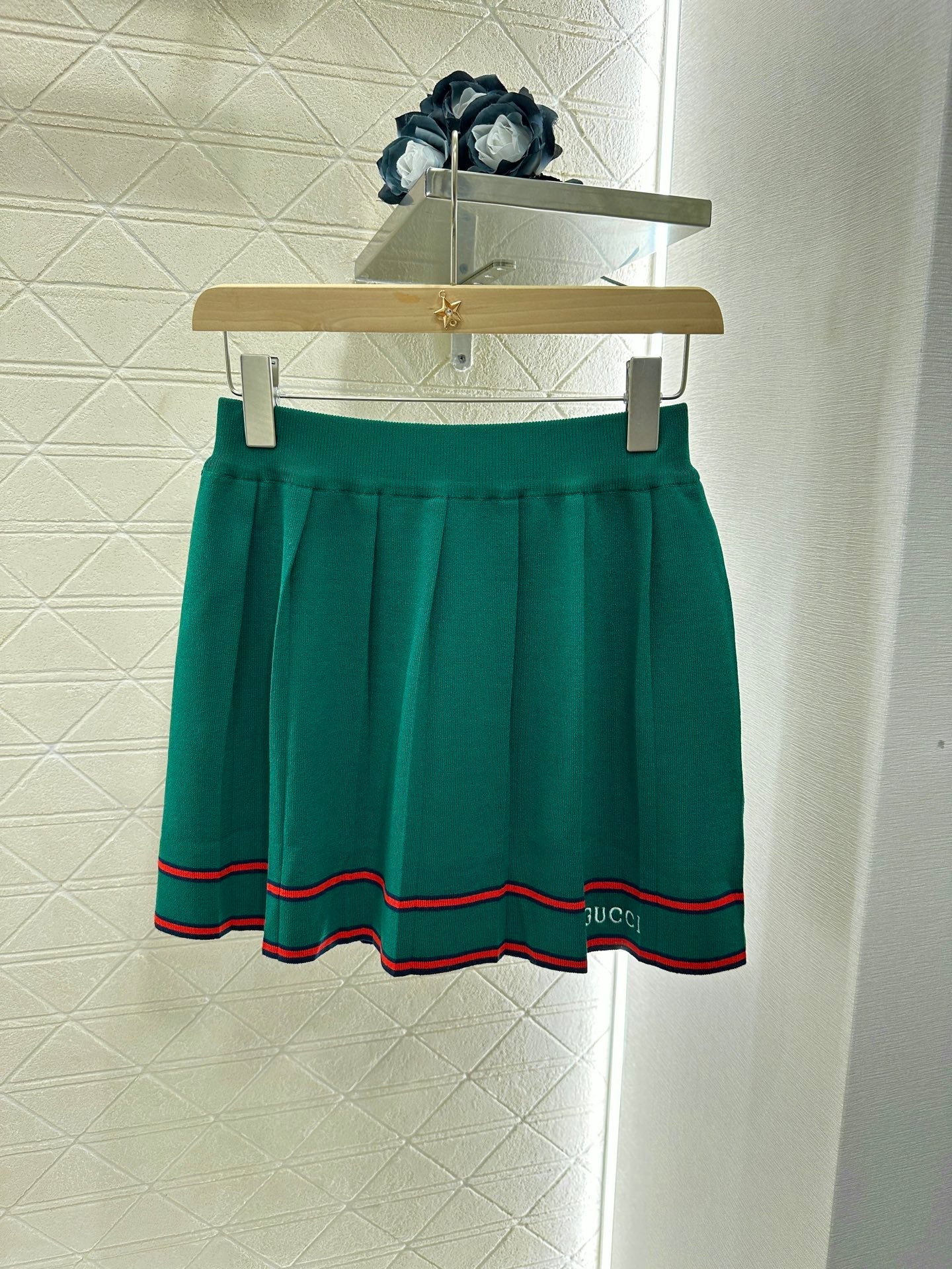 25 Lapel Short Sleeve Top Short Skirt Set