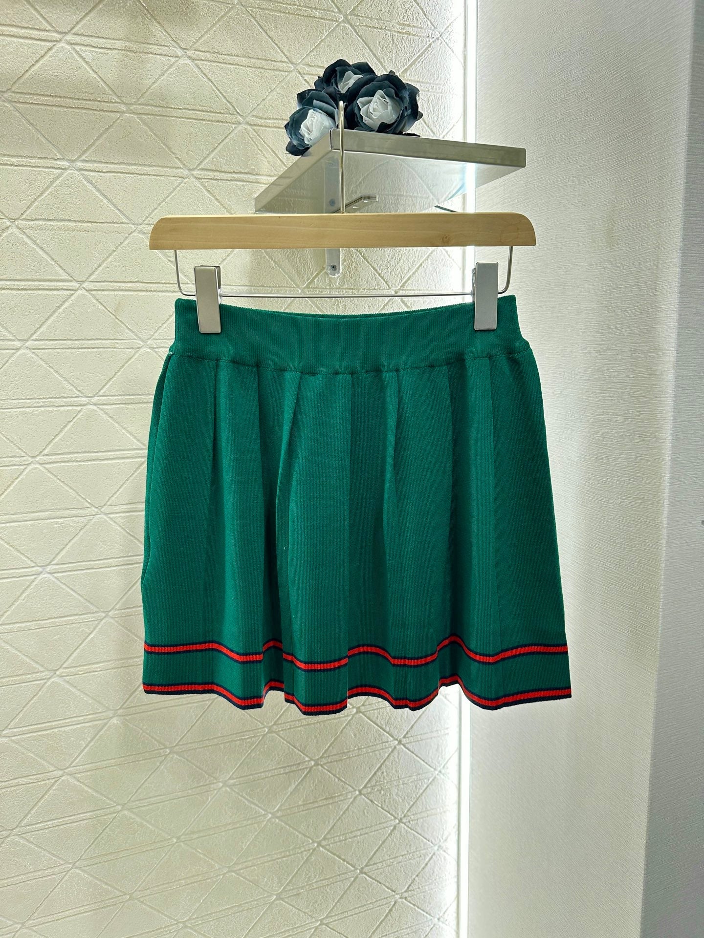 25 Lapel Short Sleeve Top Short Skirt Set