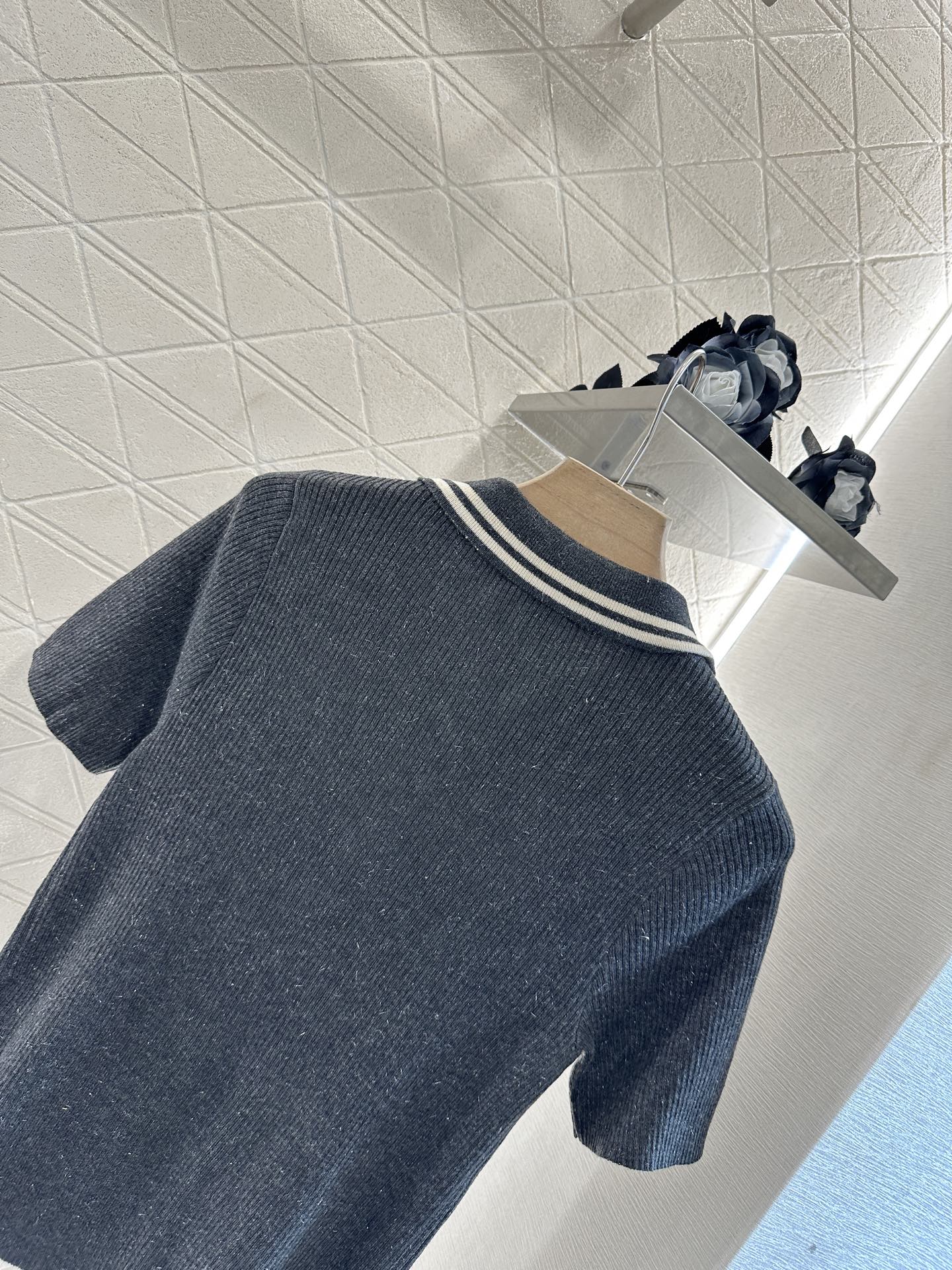 25 Brooch lapel knitted short sleeves