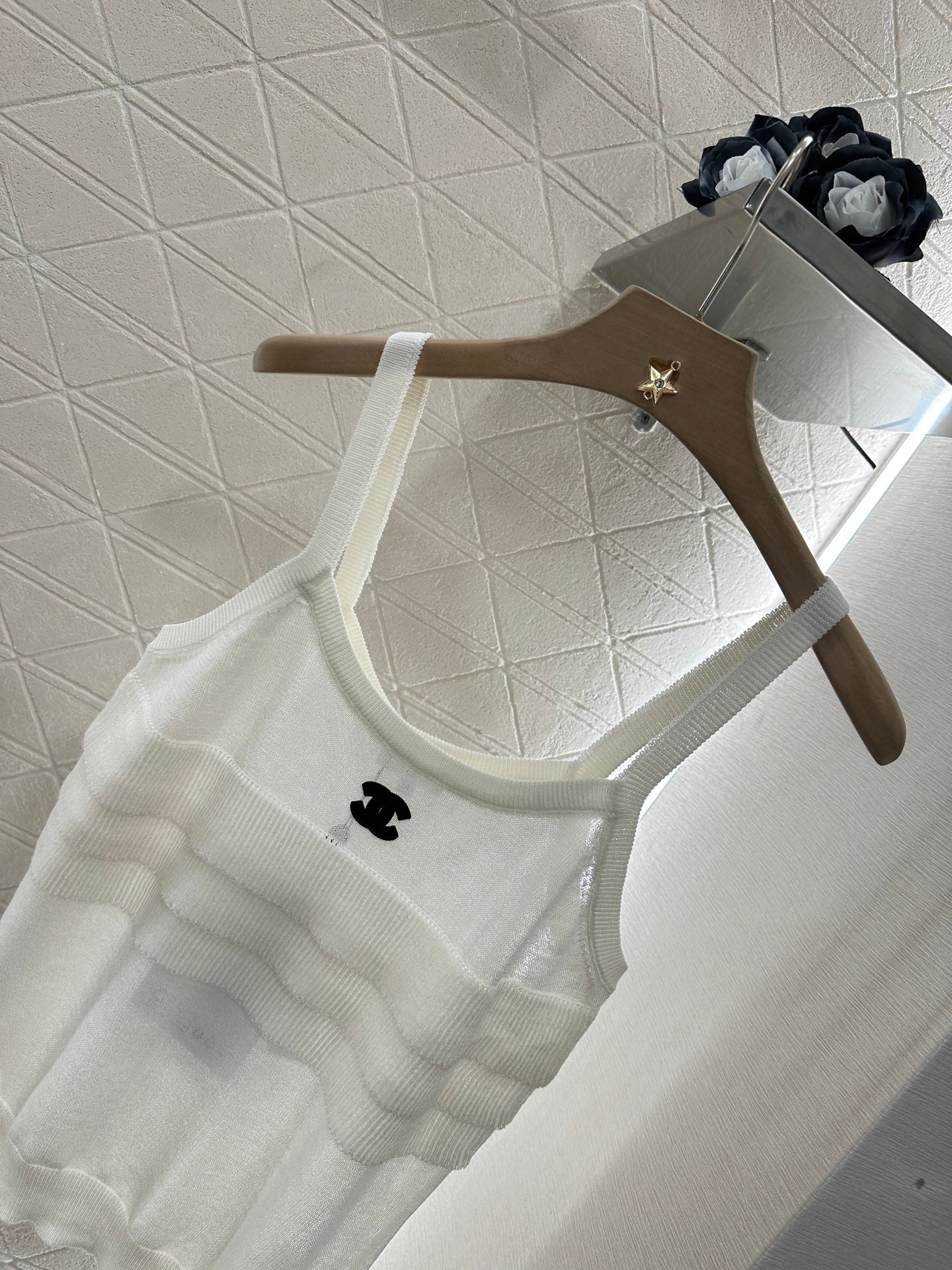 25 Knitted layered lace camisole