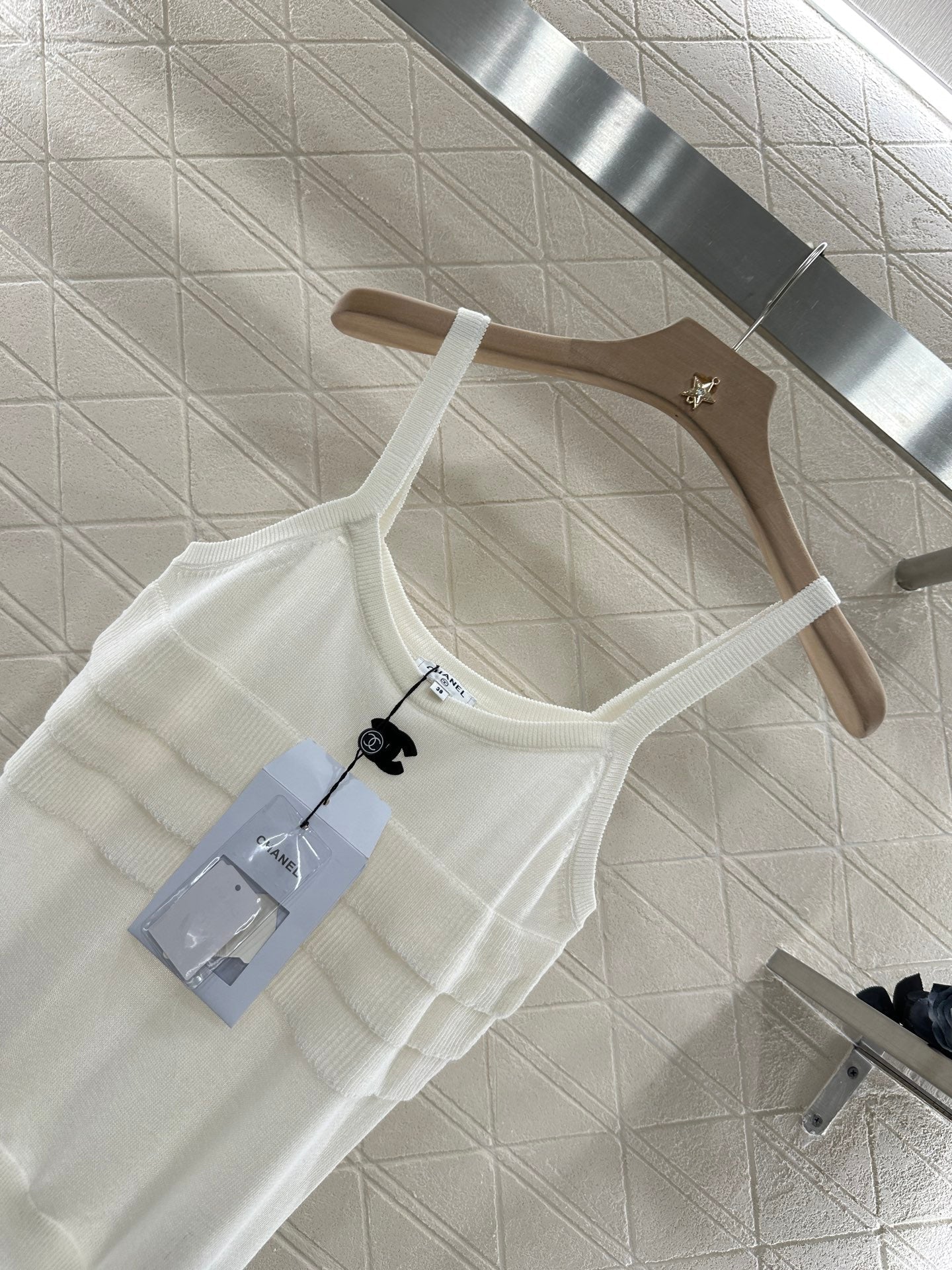 25 Knitted layered lace camisole