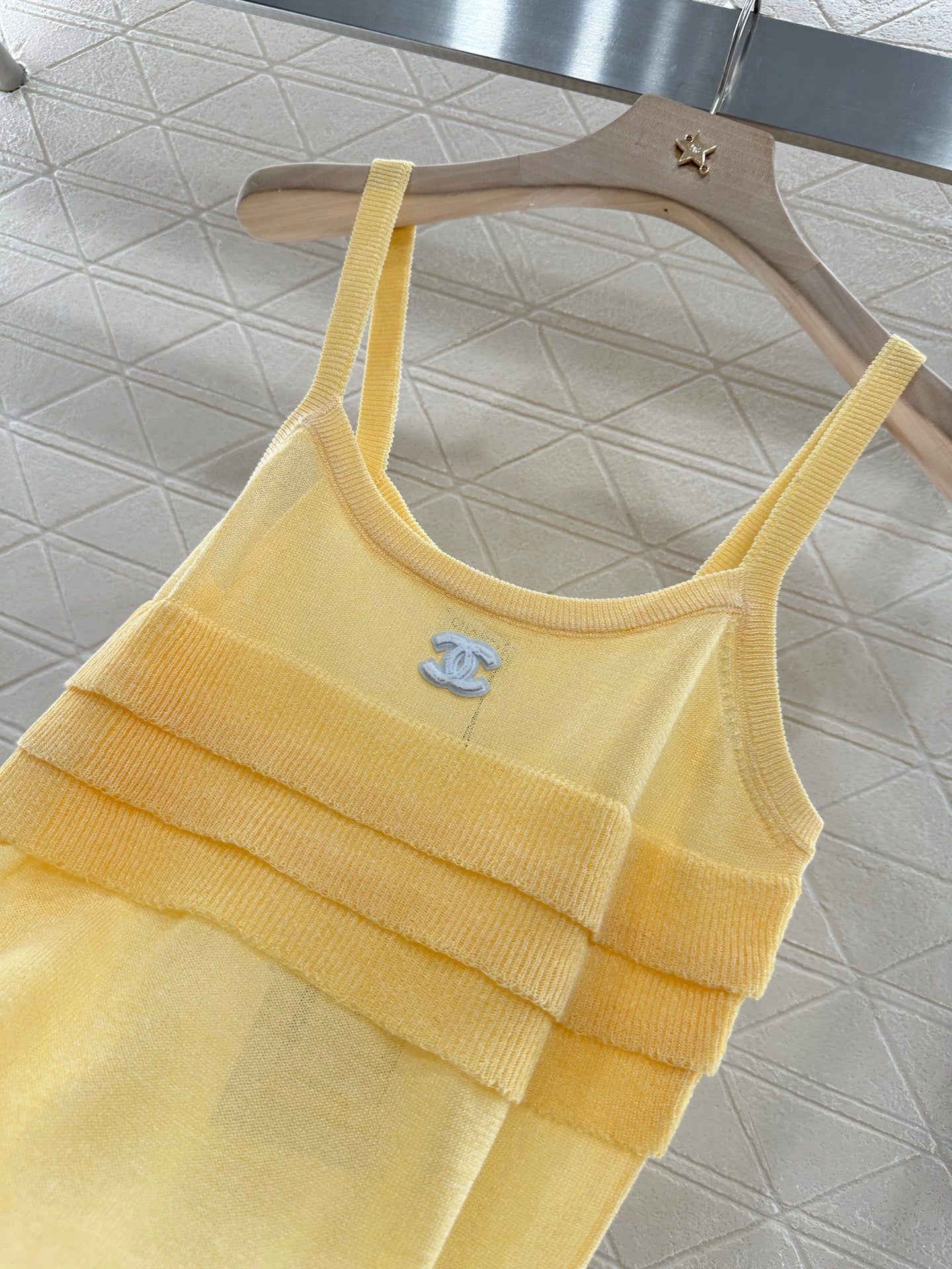 25 Knitted layered lace camisole