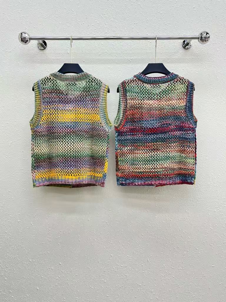25 Round neck cardigan short sleeved shirt