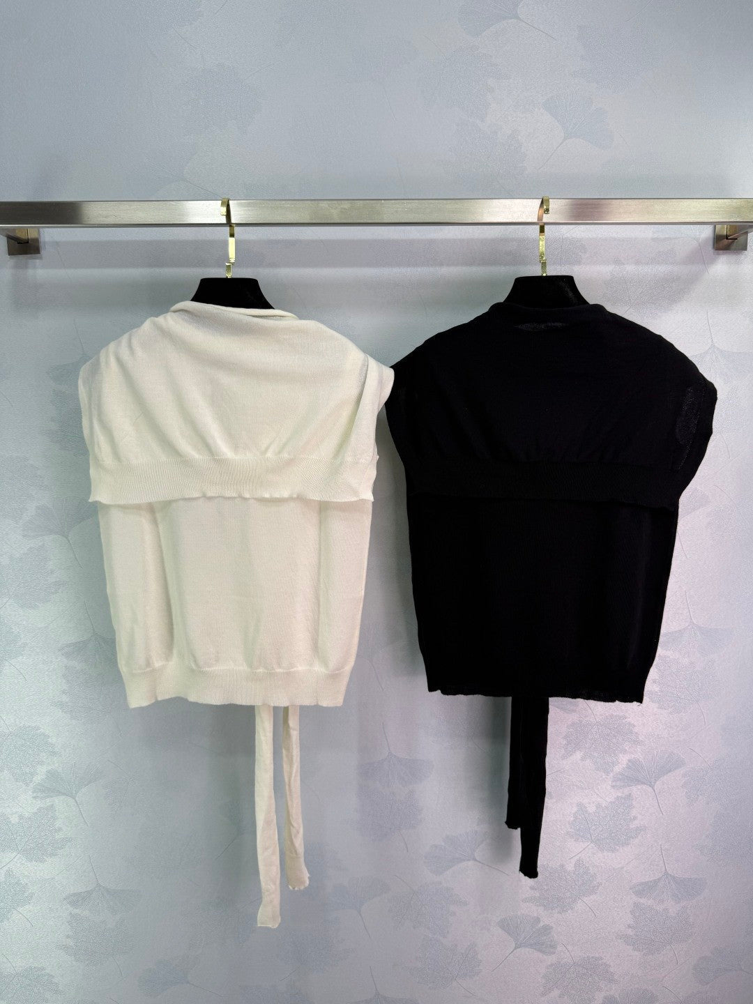 25 Sleeveless Knitted Tank Top