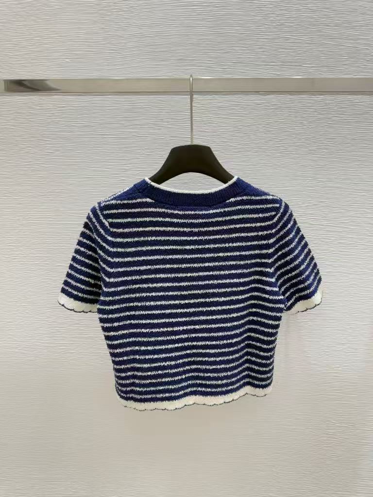 25 Round neck letter logo jacquard stripe contrasting casual knitting set