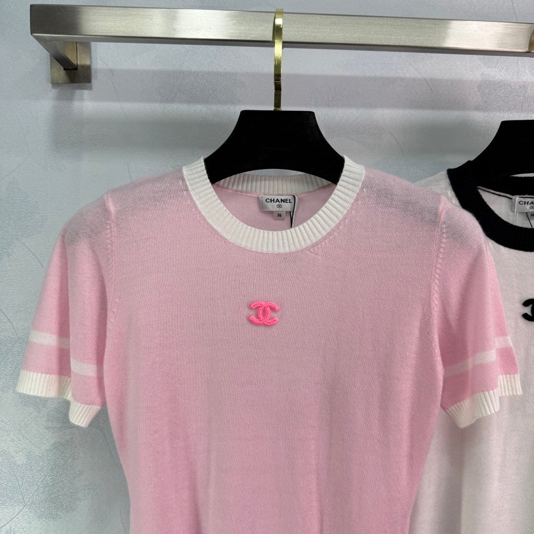 25 Round neck perspective knitted short sleeved shirt