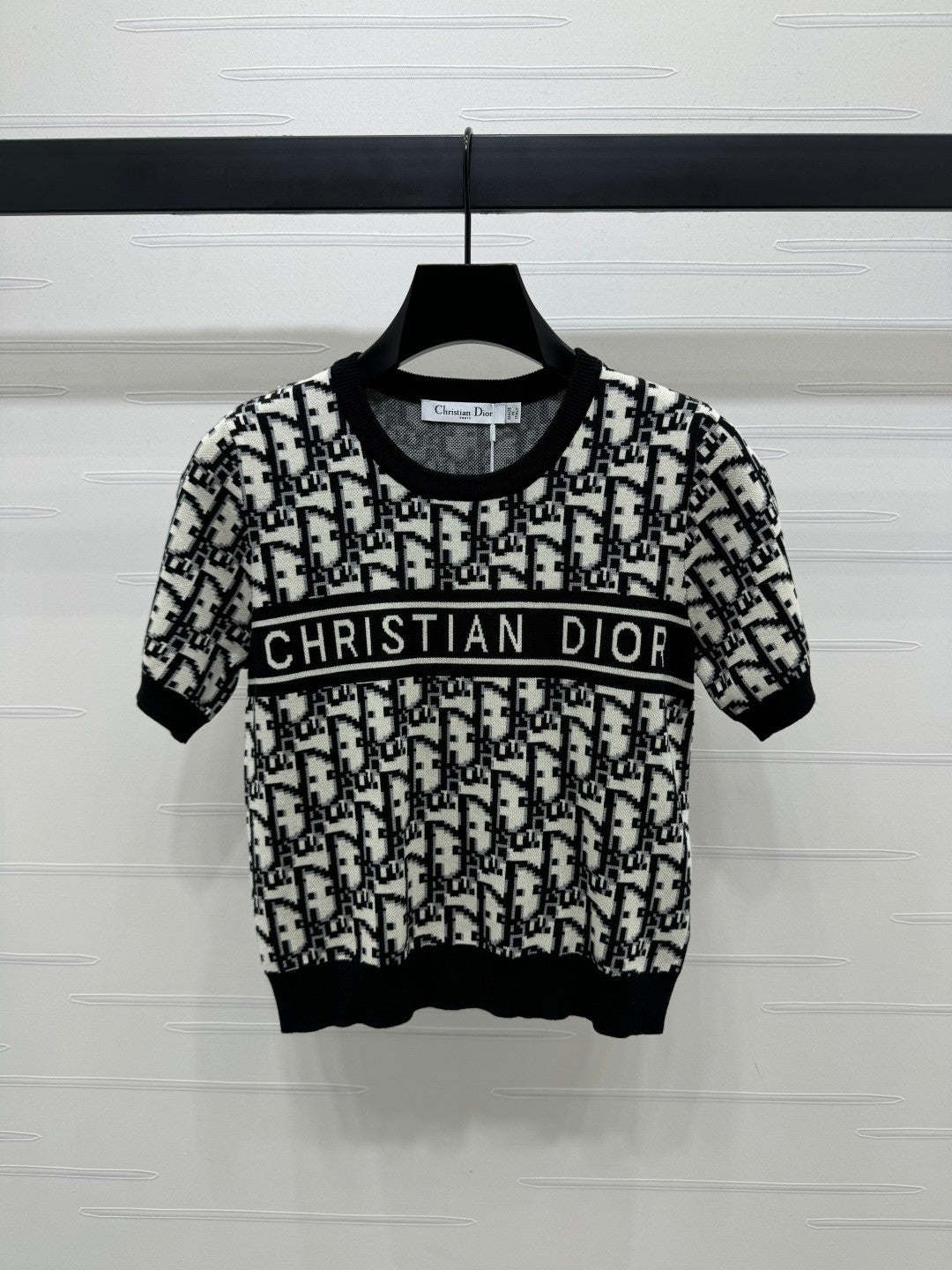 25 Jacquard Knitted Short Sleeve