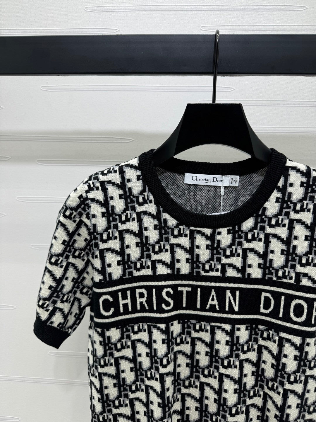 25 Jacquard Knitted Short Sleeve
