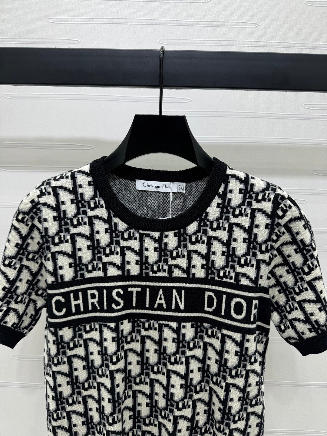 25 Jacquard Knitted Short Sleeve