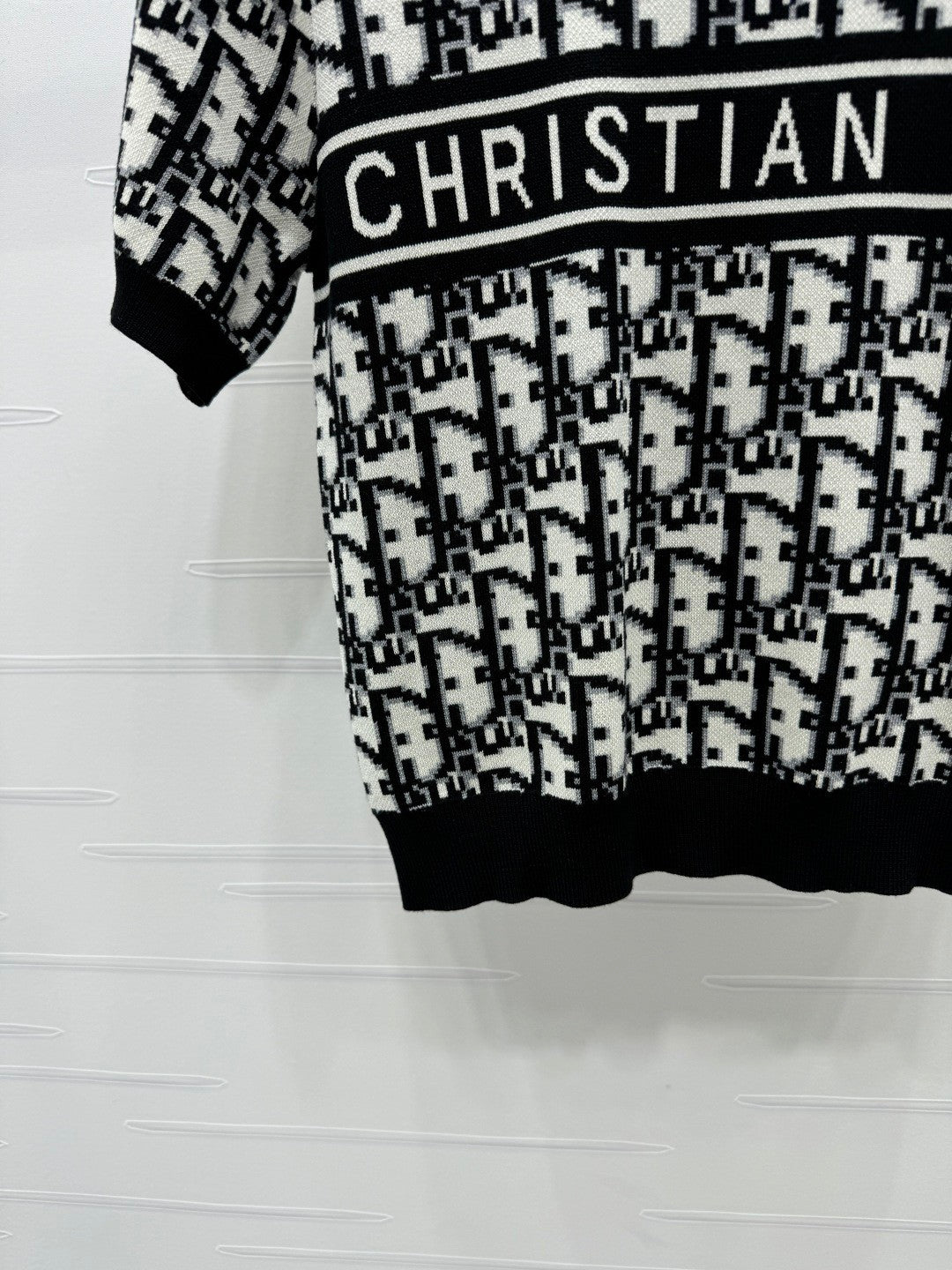 25 Jacquard Knitted Short Sleeve